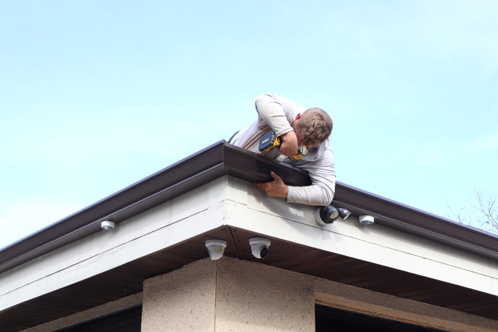 Commercial gutter installation services by top 904 gutters serving southeast georgia and northeast florida including Yulee, Florida.